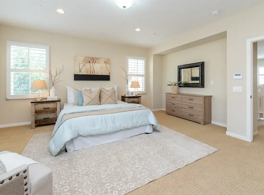 clean airbnb bedroom