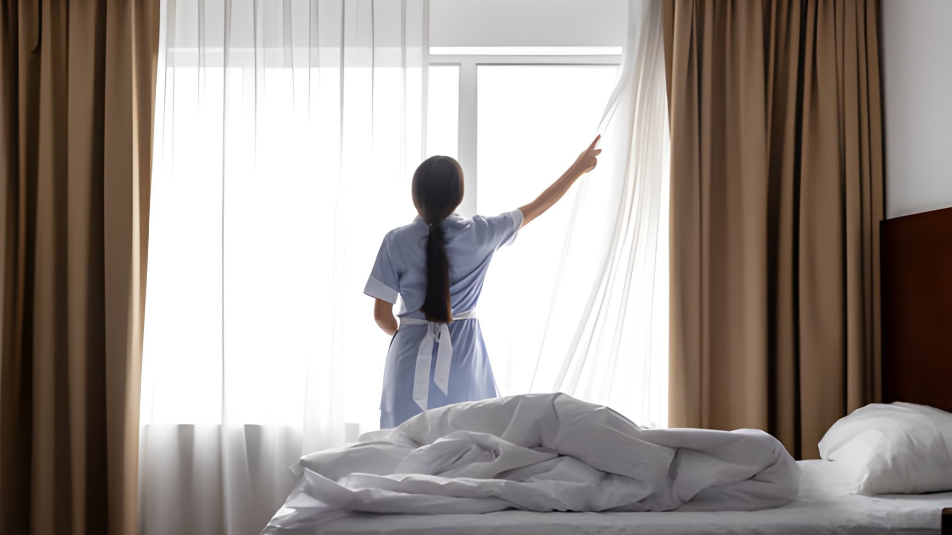 Busy Grissom Professionals How a Maid Service Can Free Up Your Time